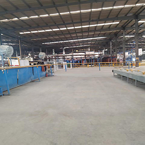 防火門廠家生產制作防火門過程(圖1) 防火門廠家生產車間.jpg