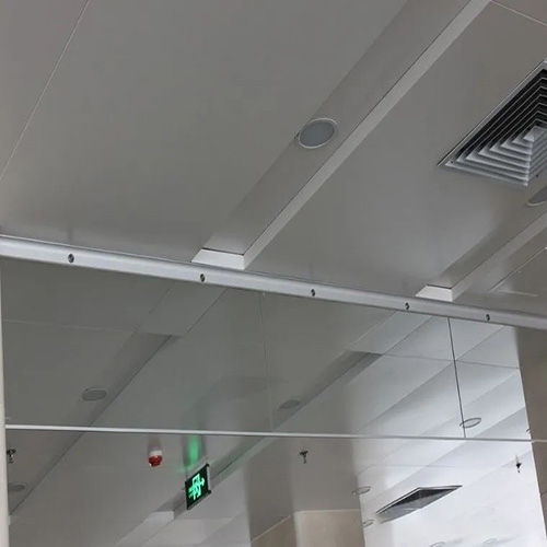 擋煙垂壁價(jià)格多少錢(qián)(圖1) 辦公樓擋煙垂壁.jpg