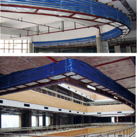 防火卷簾門(mén)制作廠家(圖1) 折疊防火卷簾門(mén)工地.jpg